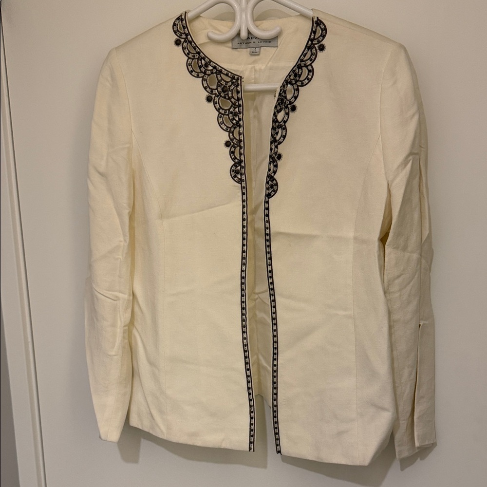 Tahari ASL Cream Blazer with Beaded Embroidery